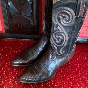 Beautiful pair of Larry Maham custom